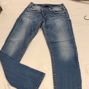 Silver Jeans Women's Straight Leg in Faded Blue